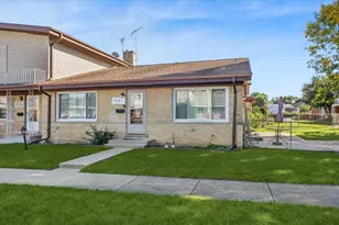 7031 W Crain St, Niles, IL 60714 - Photo 1
