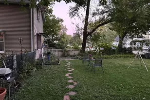 607 Richmond St, Joliet, IL 60435 - Photo 3