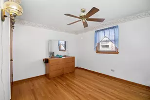 7805 Narragansett Ave, Burbank, IL 60459 - Photo 5