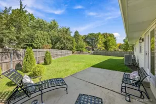 1744 Bucknell Ct, Naperville, IL 60565 - Photo 3