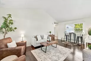 1744 Bucknell Ct, Naperville, IL 60565 - Photo 9