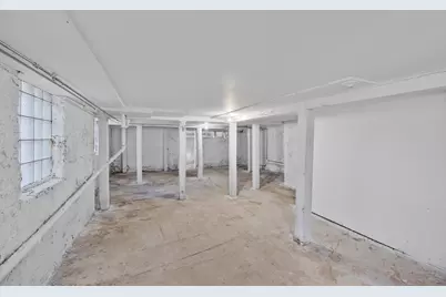 6923 S Parnell Avenue, Chicago, IL 60621 - Photo 11