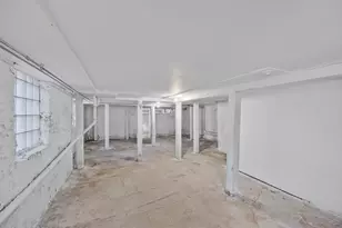 6923 S Parnell Ave, Chicago, IL 60621 - Photo 11