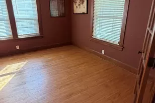 1607 Latham St, Rockford, IL 61103 - Photo 11