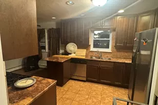 5135 Greenwood St, Skokie, IL 60077 - Photo 11