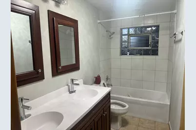 5135 Greenwood Street #01, Skokie, IL 60077 - Photo 7