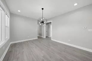10453 S Indiana Ave, Chicago, IL 60628 - Photo 9
