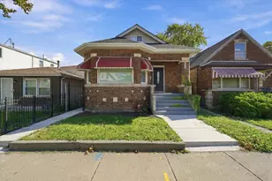 10453 S Indiana Ave, Chicago, IL 60628 - Photo 1