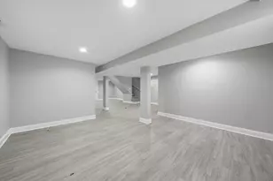 10453 S Indiana Ave, Chicago, IL 60628 - Photo 37