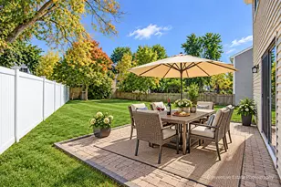 1642 Trafalgar Ln, Aurora, IL 60504 - Photo 27