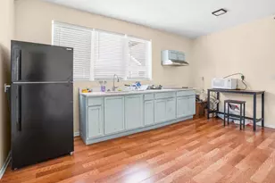 2926 S Lyman St, Chicago, IL 60608 - Photo 5