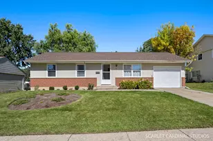 712 Larsen Ave, Streamwood, IL 60107 - Photo 1
