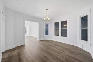 8938 S Exchange Ave, Chicago, IL 60617 - Photo 7