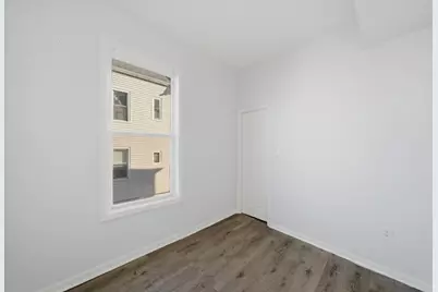 8938 S Exchange Avenue, Chicago, IL 60617 - Photo 13