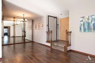 9133 Sutton Ct, Orland Park, IL 60462 - Photo 7