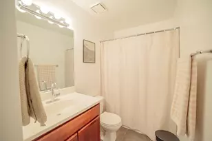 1535 Raymond Dr, Naperville, IL 60563 - Photo 17