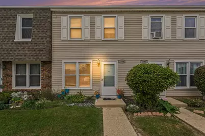 1686 Shamrock Court, Aurora, IL 60505 - Photo 1