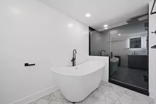 5704 S Oak Park Ave, Chicago, IL 60638 - Photo 25