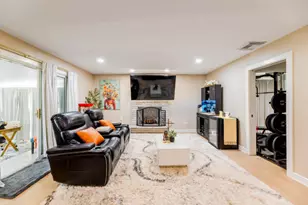 9205 Menard Ave, Oak Lawn, IL 60453 - Photo 15
