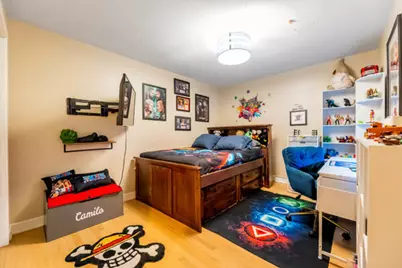 9205 Menard Avenue, Oak Lawn, IL 60453 - Photo 13
