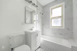 9549 S Calumet Ave, Chicago, IL 60628 - Photo 11