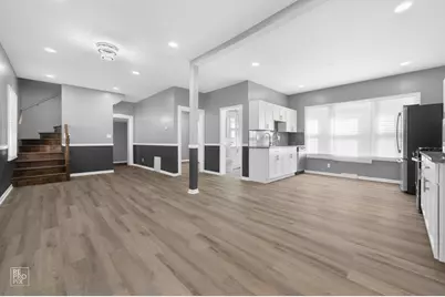 9549 S Calumet Avenue, Chicago, IL 60628 - Photo 5