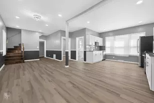 9549 S Calumet Ave, Chicago, IL 60628 - Photo 5