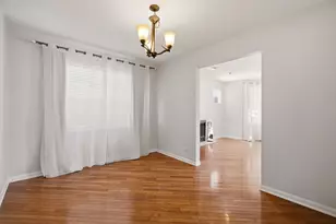 6108 W 60th St, Chicago, IL 60638 - Photo 5
