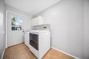 18073 W Stockton Ct, Gurnee, IL 60031 - Photo 13