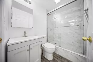 18073 W Stockton Ct, Gurnee, IL 60031 - Photo 11