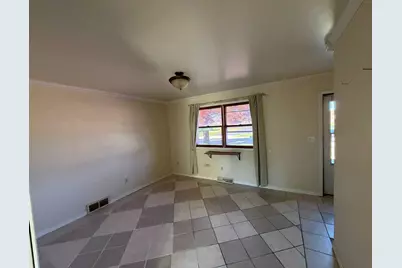 1617 W Douglas Street, Joliet, IL 60435 - Photo 9