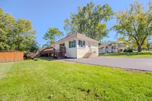 204 Barr Elms Ave, Joliet, IL 60433 - Photo 1