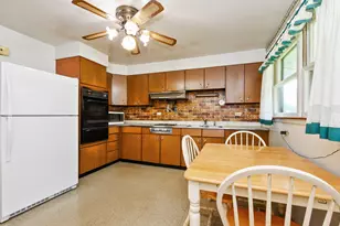 18770 Baker Ave, Country Club Hills, IL 60478 - Photo 5