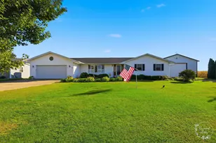 1915 E 1850N Rd, Watseka, IL 60970 - Photo 1