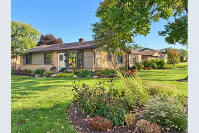 5447 131st Street, Crestwood, IL 60418 - Photo 1