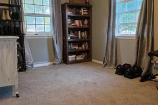 732 Fort St, Ottawa, IL 61350 - Photo 9