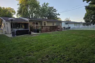 732 Fort St, Ottawa, IL 61350 - Photo 15