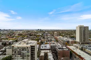 1560 N Sandburg Terrace, Chicago, IL 60610 - Photo 15