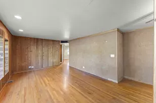 200 S Greeley St, Palatine, IL 60067 - Photo 3