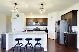 1398 Kessler Dr, Mundelein, IL 60060 - Photo 5