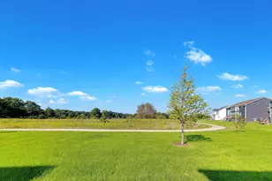 1398 Kessler Dr, Mundelein, IL 60060 - Photo 21