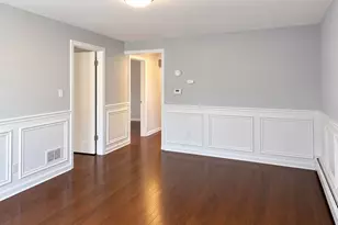 17034 Henry St, Lansing, IL 60438 - Photo 5