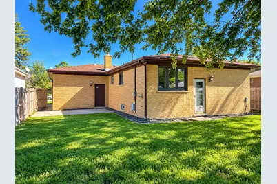 17034 Henry Street, Lansing, IL 60438 - Photo 3