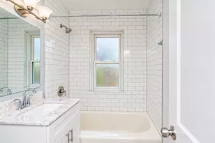 227 Custer Ave, Evanston, IL 60202 - Photo 9