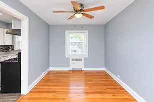 227 Custer Ave, Evanston, IL 60202 - Photo 7