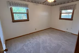18092 W Il Rt 120, Grayslake, IL 60030 - Photo 13