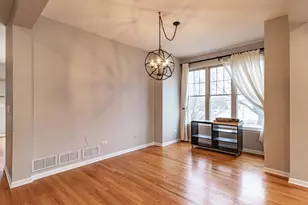 1140 Danforth Ct, Vernon Hills, IL 60061 - Photo 9