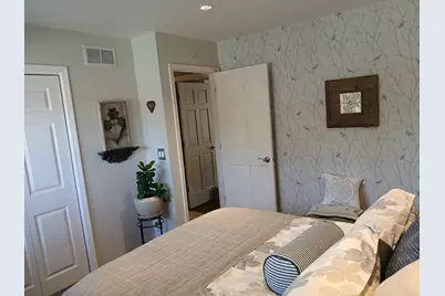 2049 Bunker Circle, Naperville, IL 60563 - Photo 23