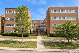 6019 N Fairfield Ave, Chicago, IL 60659 - Photo 1