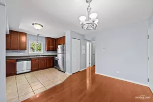2250 Abbeywood Dr, Lisle, IL 60532 - Photo 9